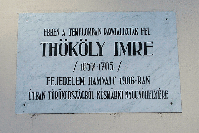 Thököly Imre emléktáblája a Deák téri templom falán