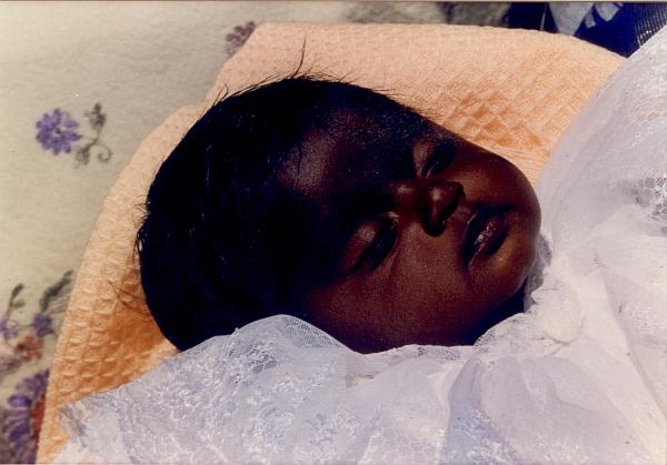 Kenyai csecsemő