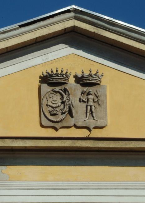 Radvánszky címer a Radvánstky kastélyon